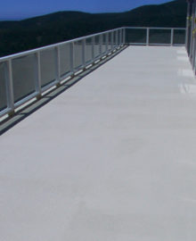 AR-ArmorRoof Balcony - white balcony with glass railing